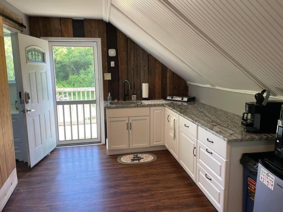 Eden Farm: Private Studio Minutes From Salisbury Экстерьер фото